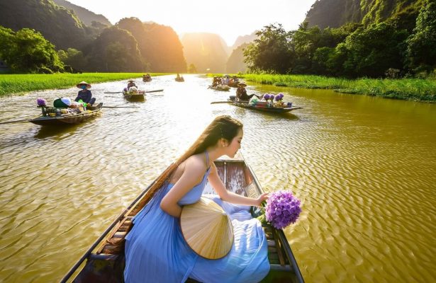 Hoa Lu - Tam Coc - Bich Dong Day tour