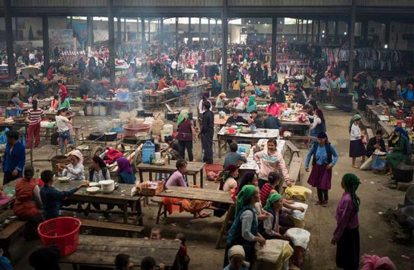 Chợ đêm Mèo Vạc - Văn hóa người Dao – H’Mông, múa khèn, ca hát Chợ đêm Mèo Vạc - Văn hóa người Dao – H’Mông, múa khèn, ca hát