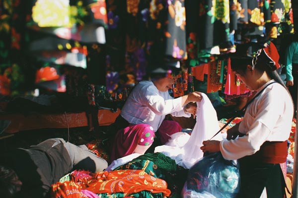 Chợ phiên Đồng Văn có gì hấp dẫn? Chợ phiên Đồng Văn có gì hấp dẫn?