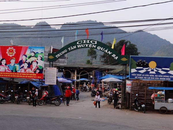 Chợ phiên Quản Bạ – Hà Giang thường họp vào thứ 7 Chợ phiên Quản Bạ – Hà Giang thường họp vào thứ 7