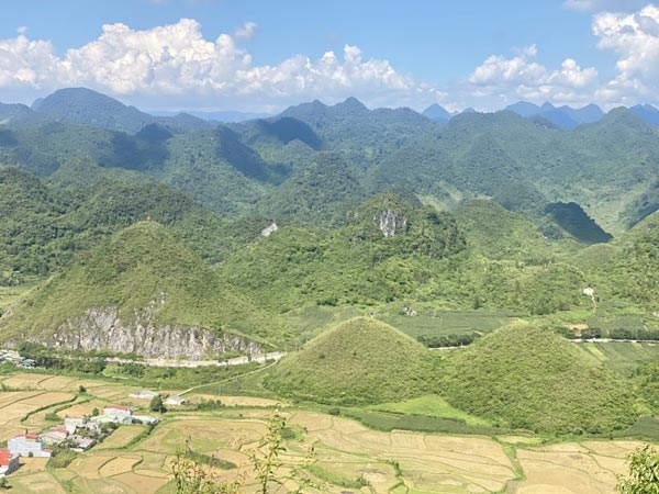 Lịch trình cụ thể cho tour Hà Giang 4 ngày 3 đêm từ TPHCM Lịch trình cụ thể cho tour Hà Giang 4 ngày 3 đêm từ TPHCM