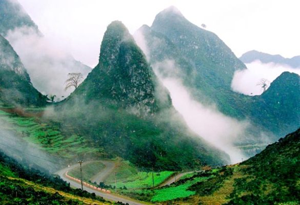Lịch trình cụ thể của tour Hà Giang 5 ngày 4 đêm từ TPHCM Lịch trình cụ thể của tour Hà Giang 5 ngày 4 đêm từ TPHCM